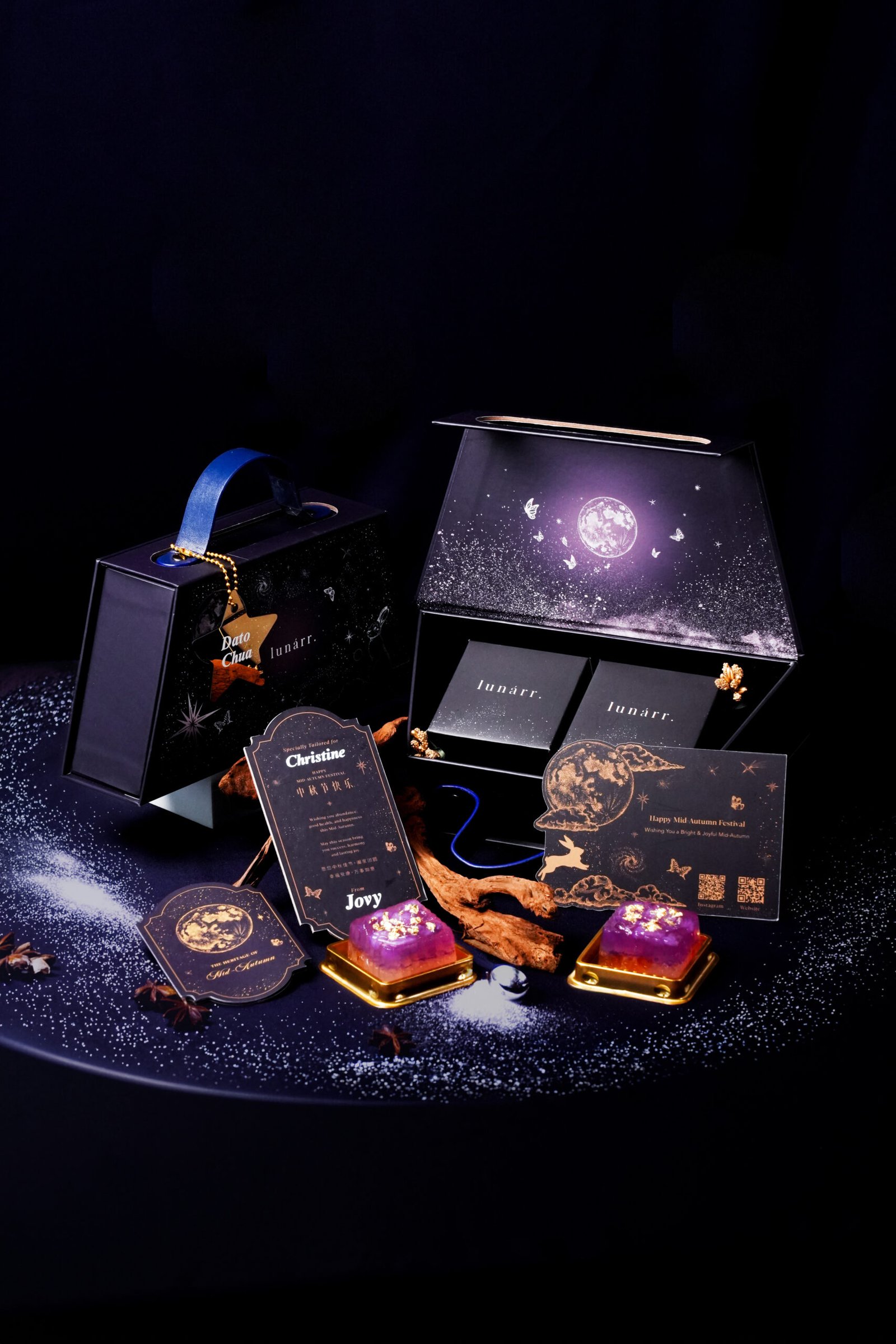 Gift Revolution Sdn Bhd moonlit gift boxes with purple mooncakes and personalised greetings